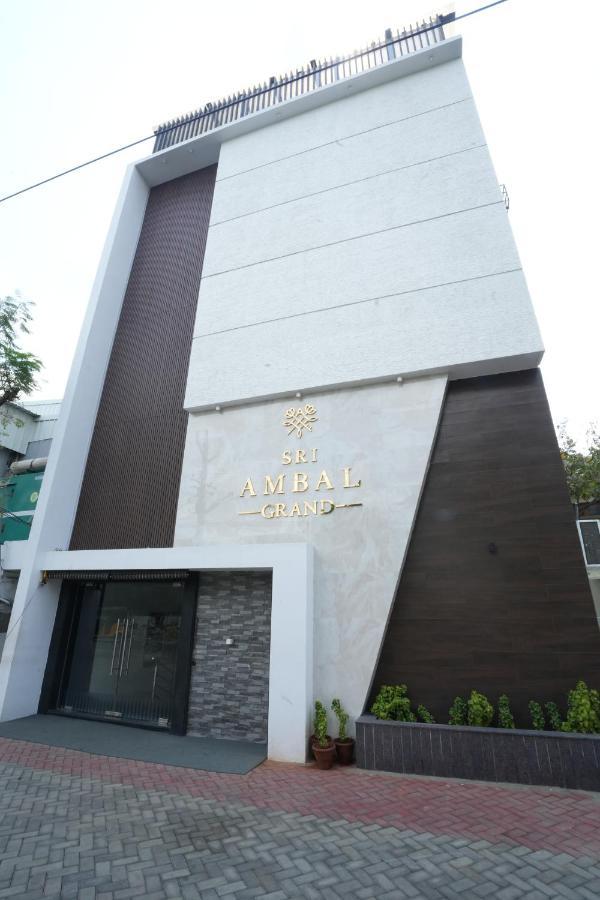 Отель Sri Ambal Grand Virudunagar Экстерьер фото